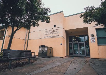 Daly City Library Exterior
