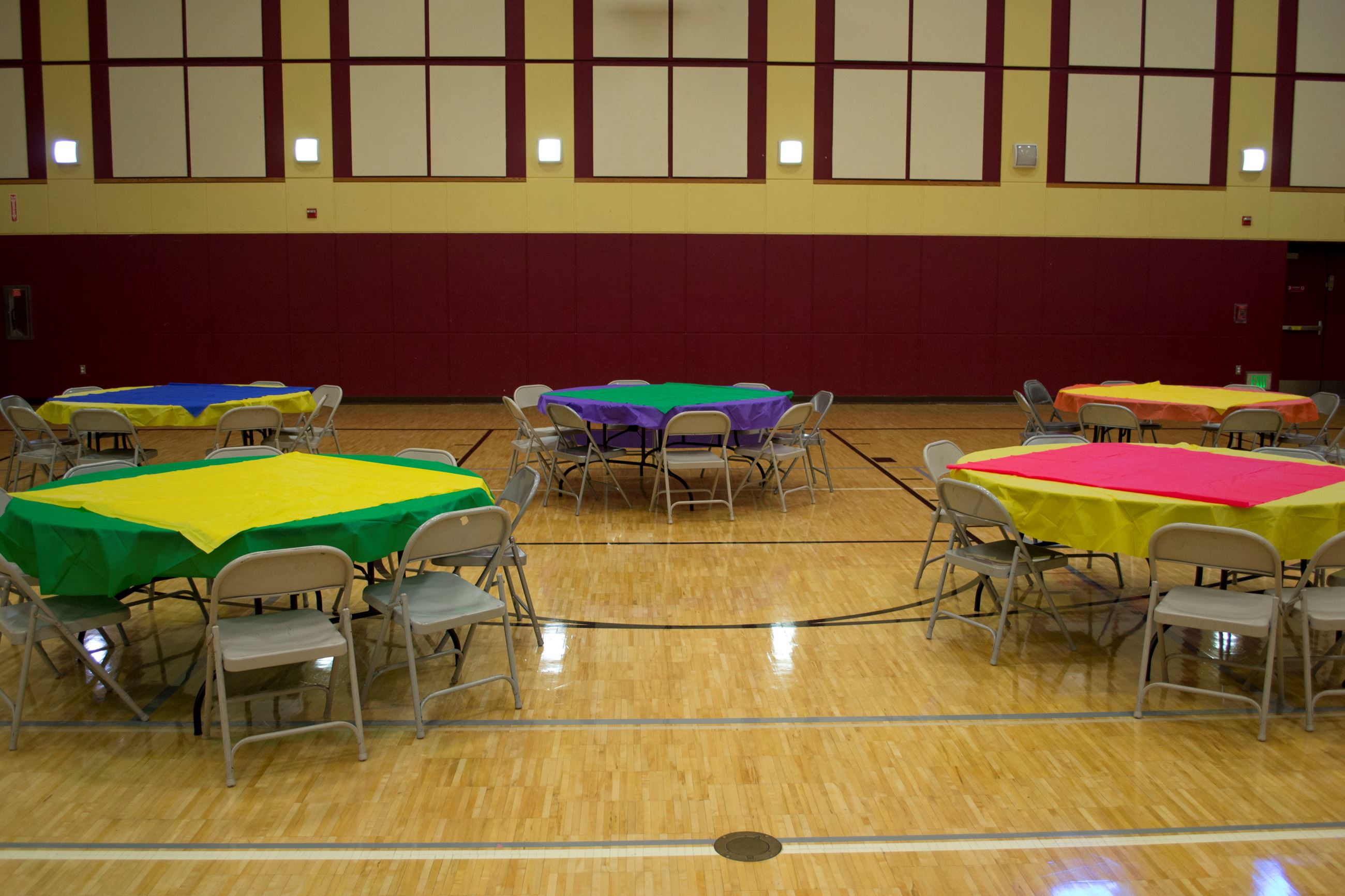 Bayshore Rental Set-up with Table Covers 3
