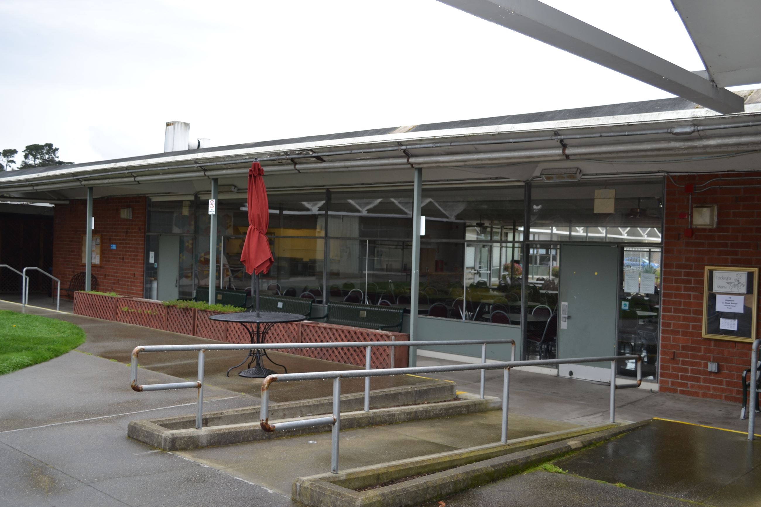 Cafe Doelger Exterior 2