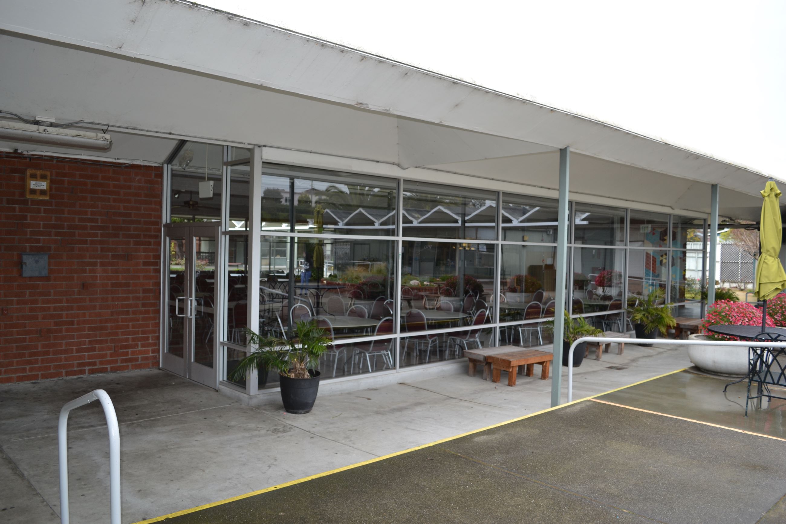 Cafe Doelger Exterior