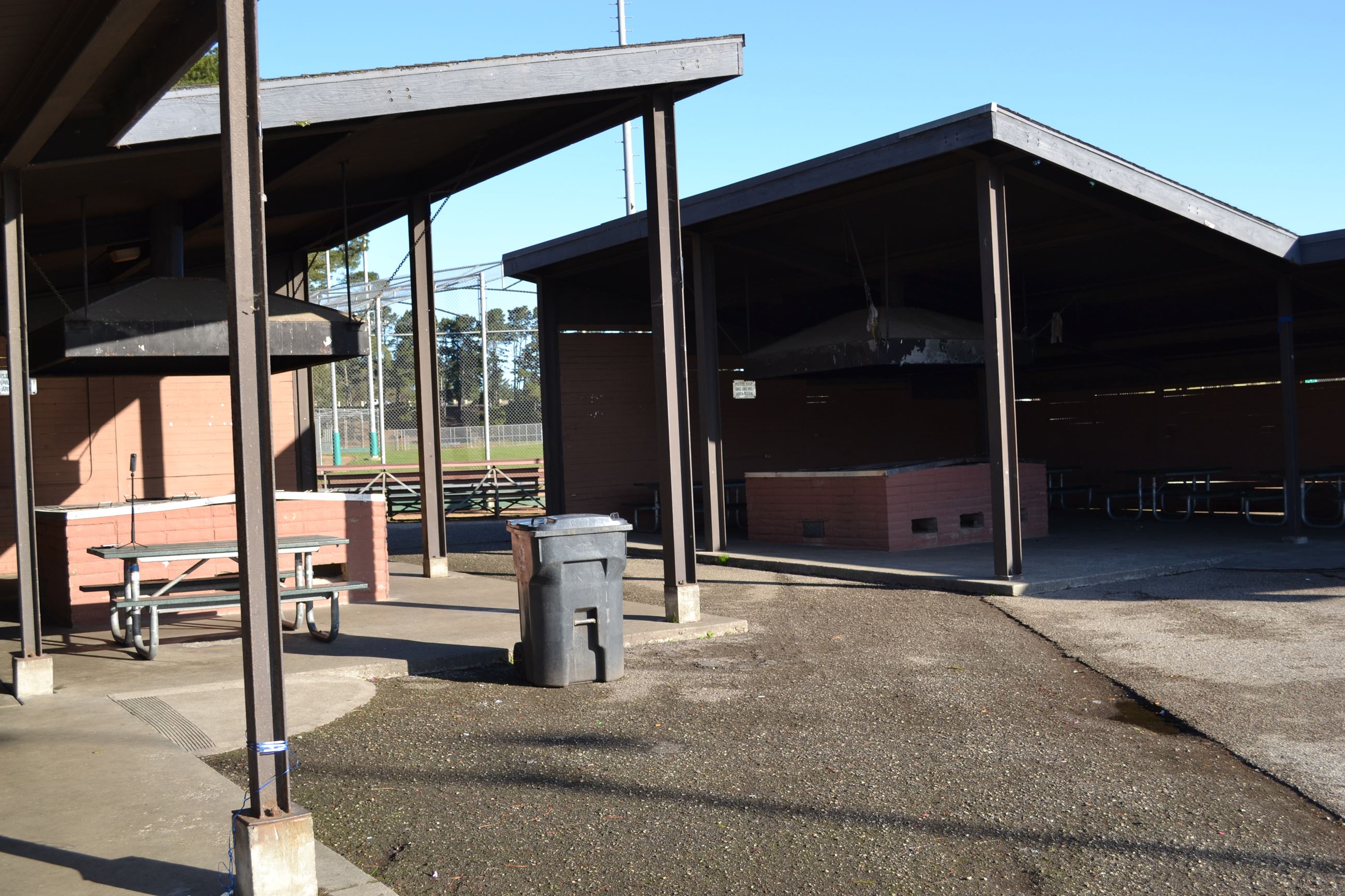 Gellert Park Picnic Shelters