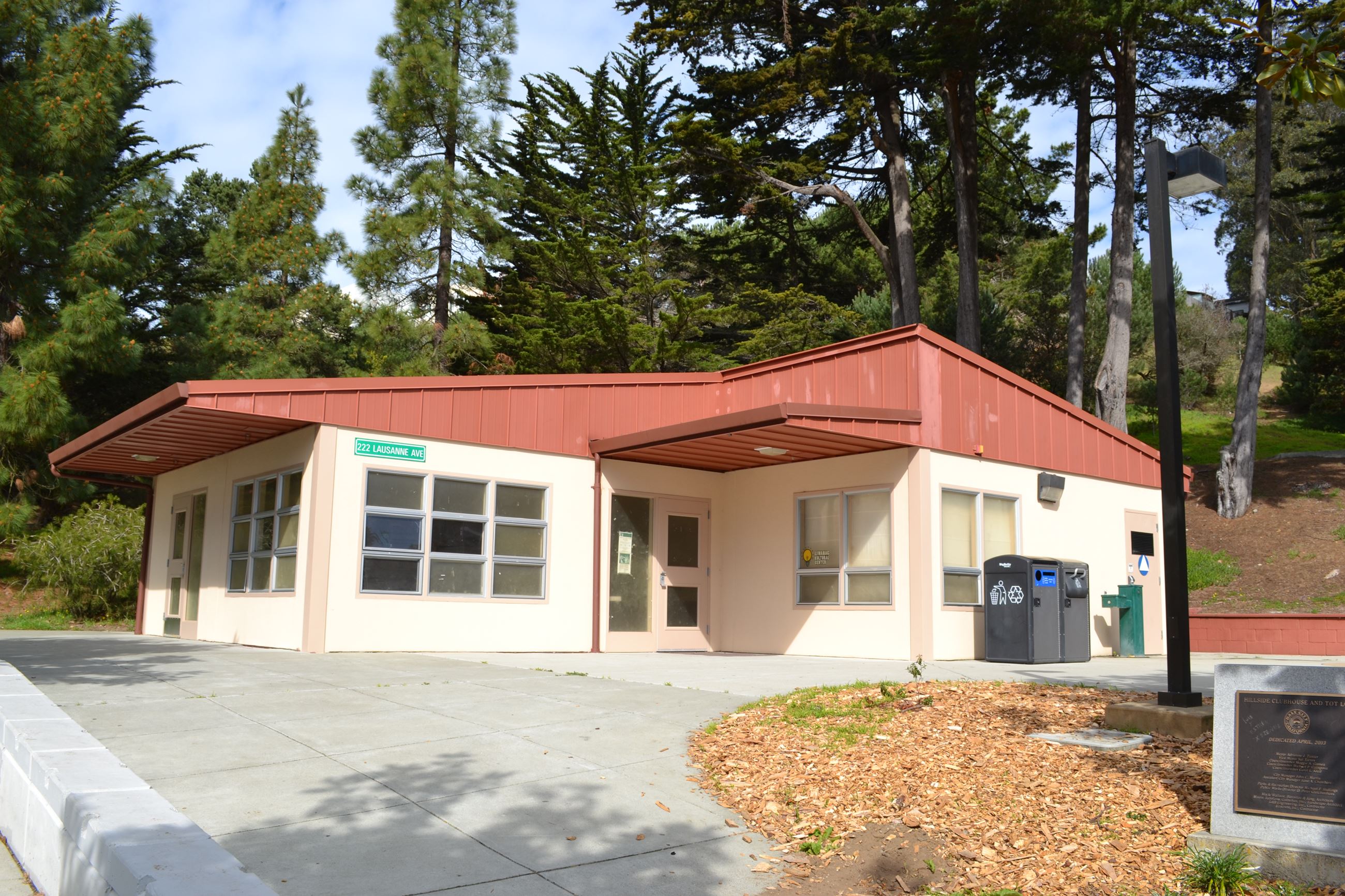 Hillside Clubhouse Exterior